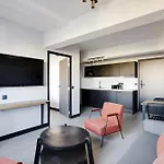 Pick A Flat's In In Parc Des Buttes Chaumonts - Rue Edouard Pailleron *