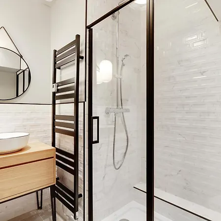 Apartment Pick A Flat's In In Parc Des Buttes Chaumonts - Rue Edouard Pailleron Paris