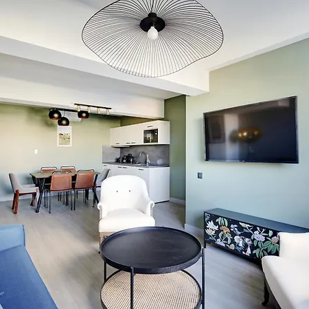Pick A Flat's In In Parc Des Buttes Chaumonts - Rue Edouard Pailleron Apartment *