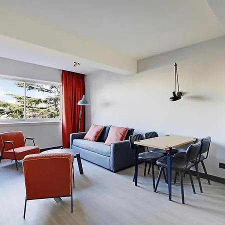 Pick A Flat's In In Parc Des Buttes Chaumonts - Rue Edouard Pailleron Paris