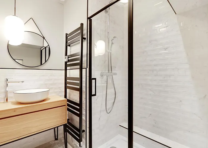 Apartment Pick A Flat's In In Parc Des Buttes Chaumonts - Rue Edouard Pailleron Paris