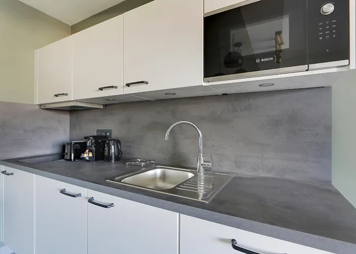 Pick A Flat's In In Parc Des Buttes Chaumonts - Rue Edouard Pailleron Apartment *