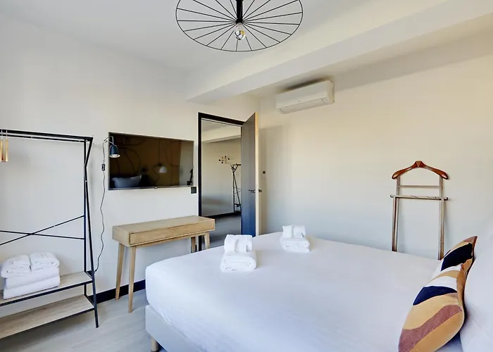 Pick A Flat's In In Parc Des Buttes Chaumonts - Rue Edouard Pailleron Apartment Paris