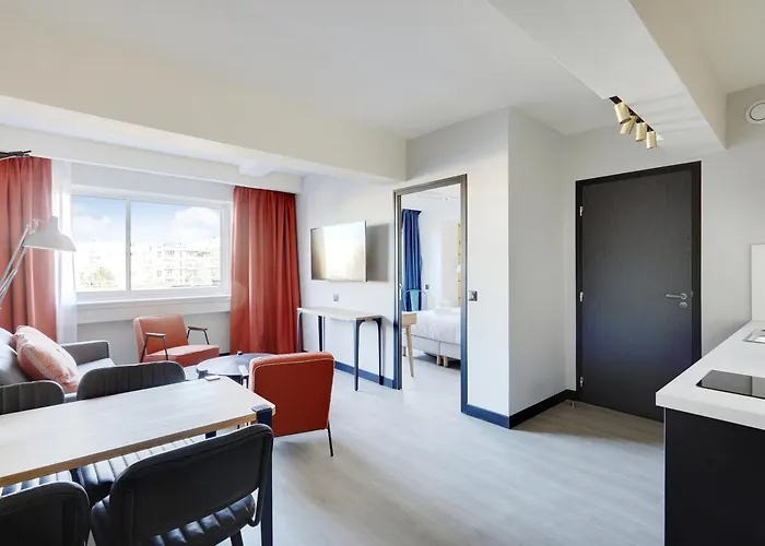 Pick A Flat's In In Parc Des Buttes Chaumonts - Rue Edouard Pailleron Apartment *